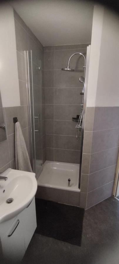 Schoene Sonnige Wohnung Jüchen Exteriér fotografie
